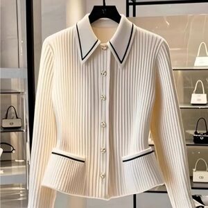 Women’s Elegant White Ribbed Cardigan Button Front Black Trim Collar XL Stretchy